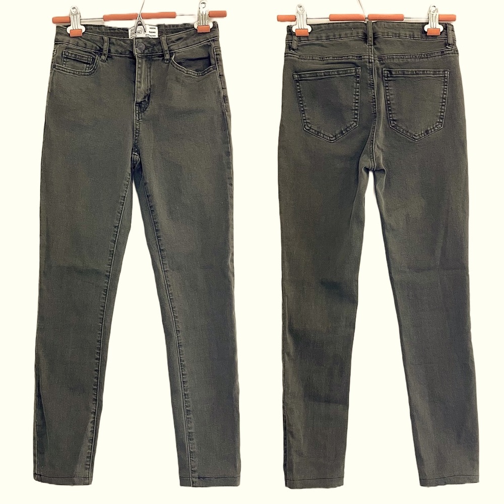 Ardene Jeggins